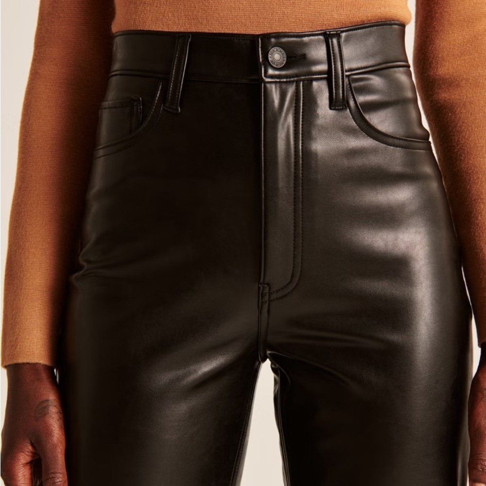 Abercrombie & Fitch The Ankle Straight Ultra High Rise Vegan Leather Pants Sz 26 - Picture 4 of 11